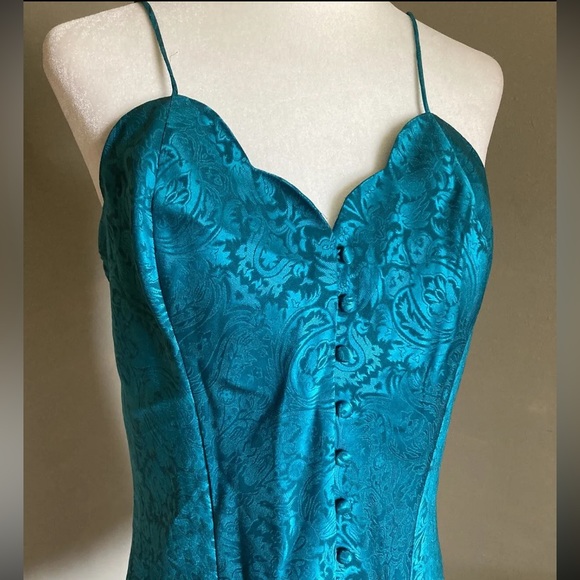 Vintage Victoria’s Secret Gold Label Emerald Nightgown - Picture 3 of 8